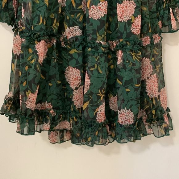 Floral open back dainty dress - Picture 5 of 14